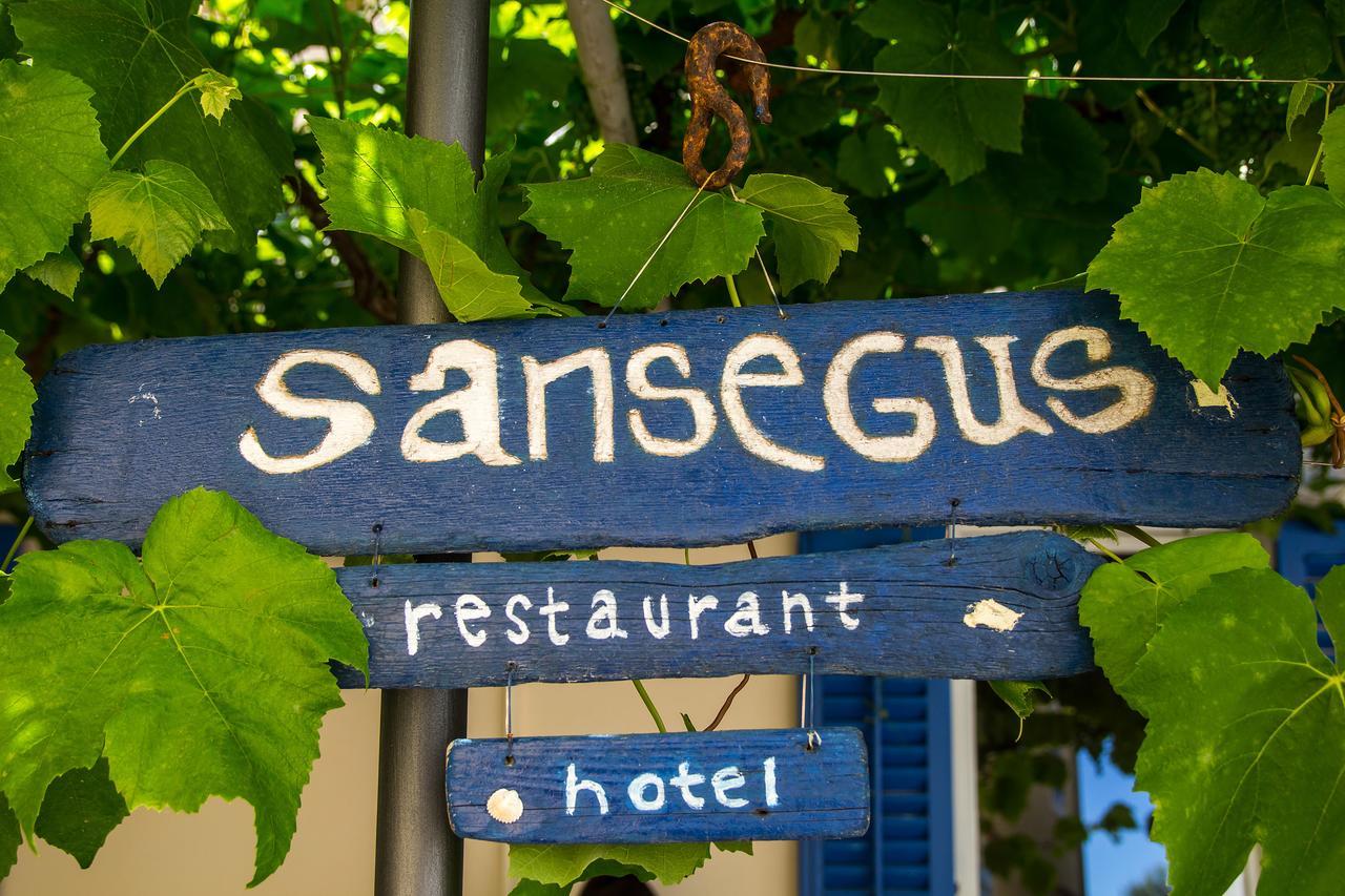 Hotel Sansegus Сусак Екстер'єр фото